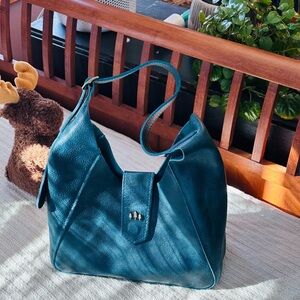 Portland leather flora shoulder bag in lagoon teal